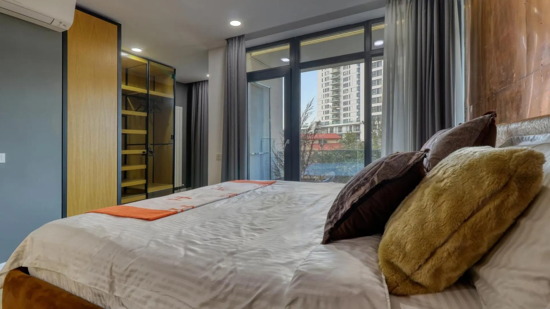 Penthouse Floreasca Bucharest 0*,  Romania