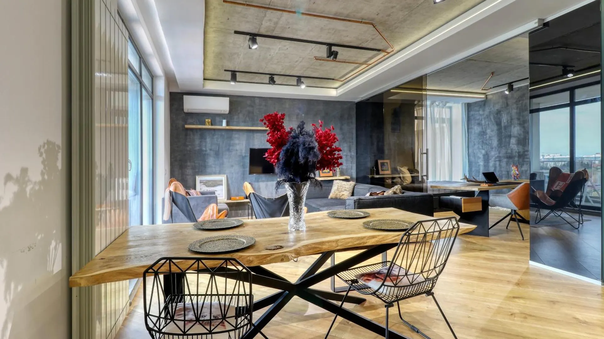 Apartment Penthouse Floreasca Bucharest