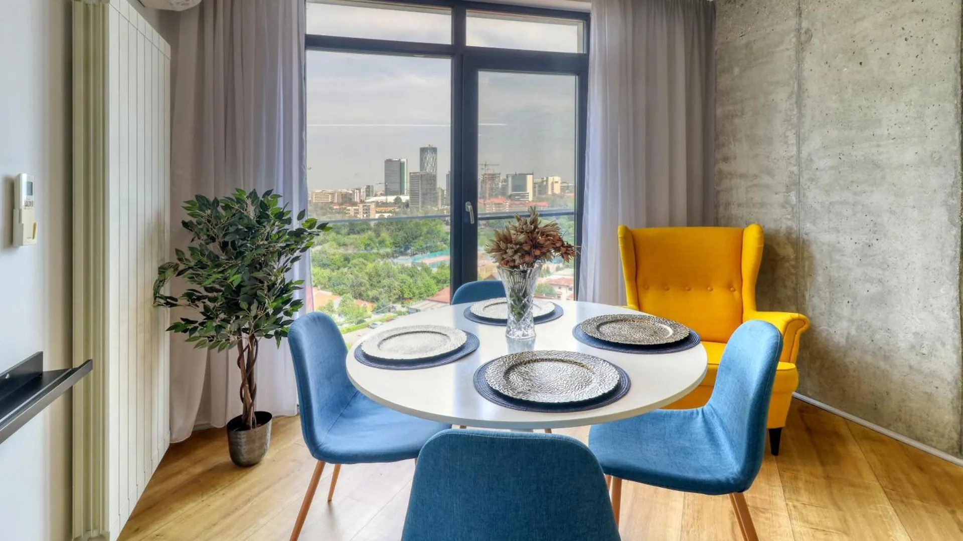 Penthouse Floreasca Bucharest Apartment