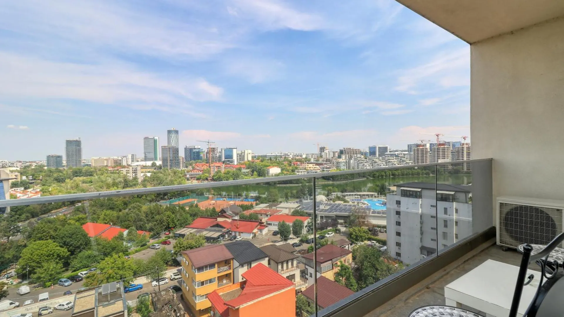 Apartment Penthouse Floreasca Bucharest