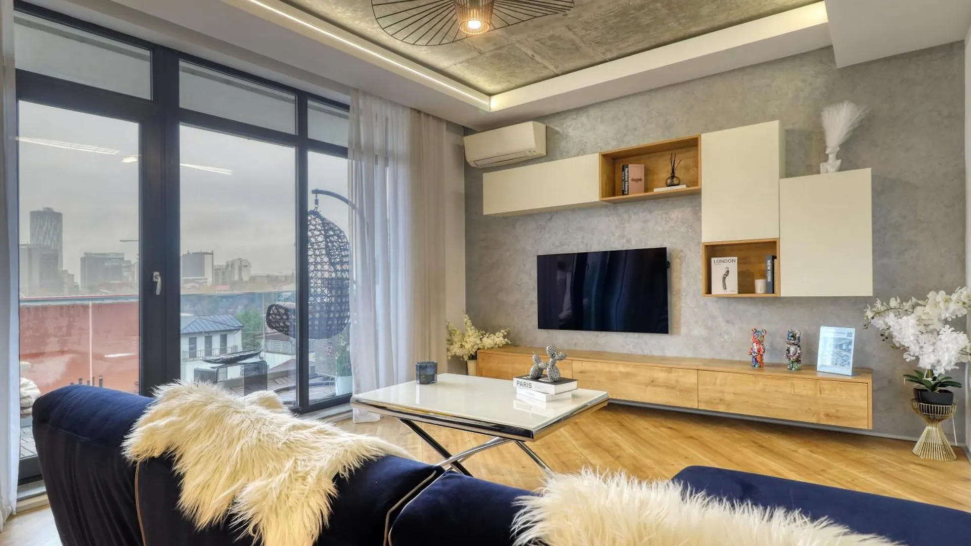 Penthouse Floreasca Bucharest Apartment