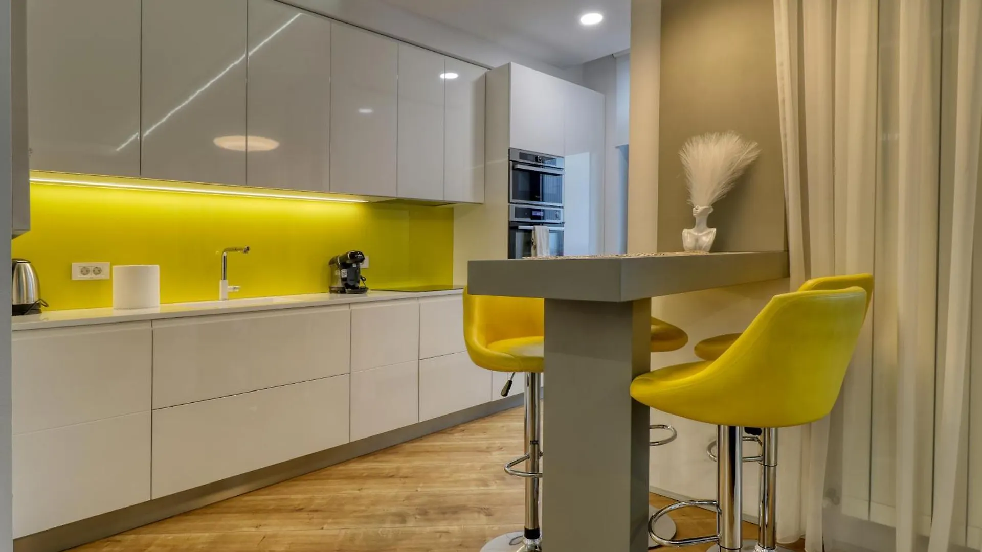 Apartment Penthouse Floreasca Bucharest