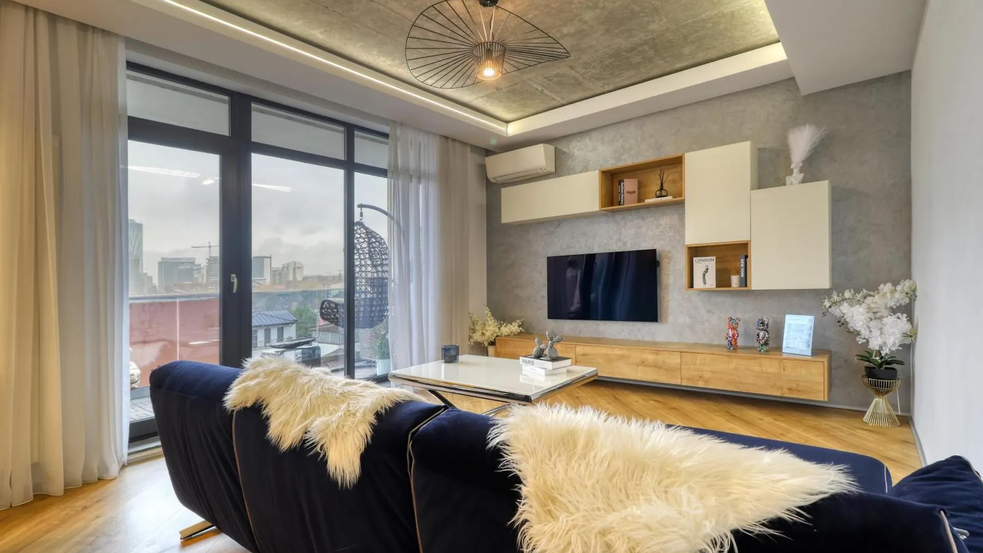 Penthouse Floreasca Bucharest