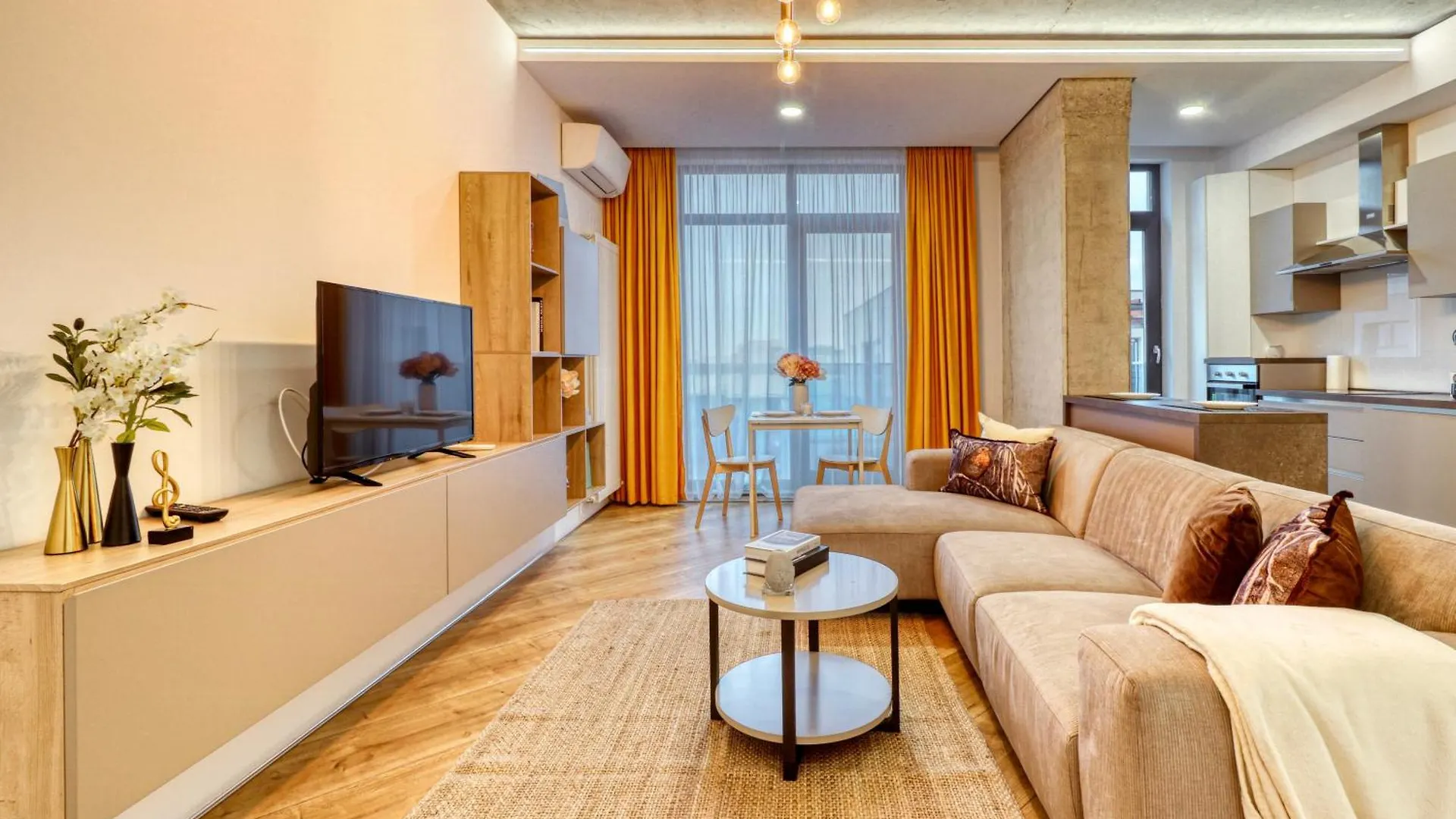 Apartment Penthouse Floreasca Bucharest