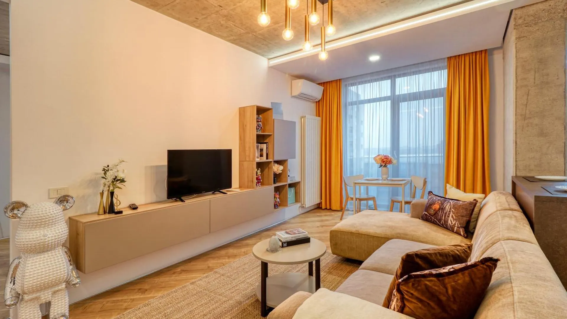 Penthouse Floreasca Bucharest 0*,  Romania